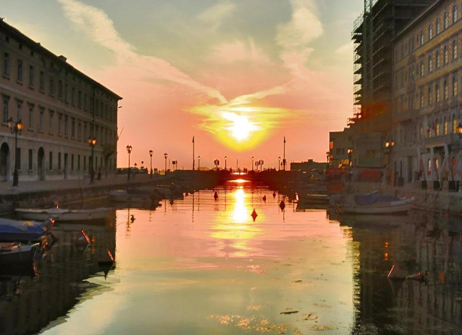 Vignola 6 Apartment Trieste Luaran gambar